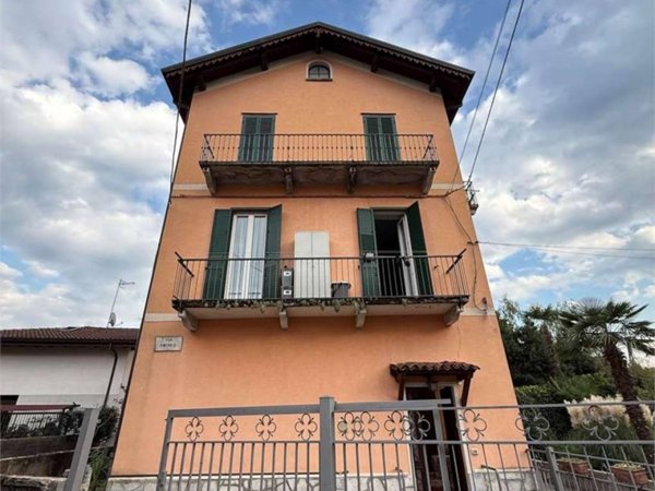 appartamento in affitto a Verbania in zona Intra