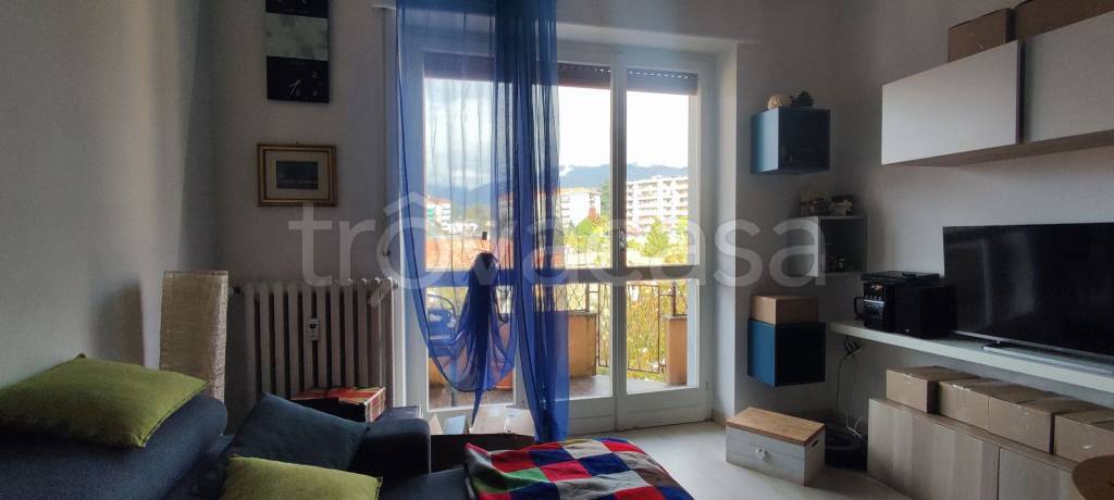 appartamento in affitto a Verbania in zona Intra