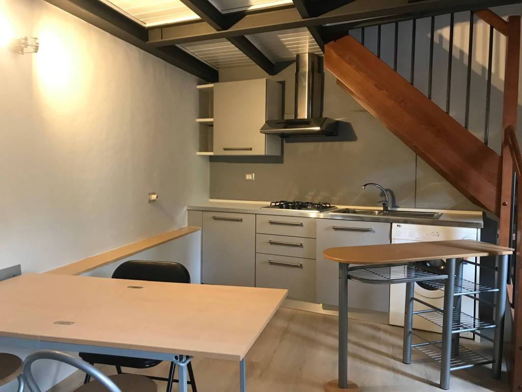 appartamento in affitto a Verbania in zona Intra