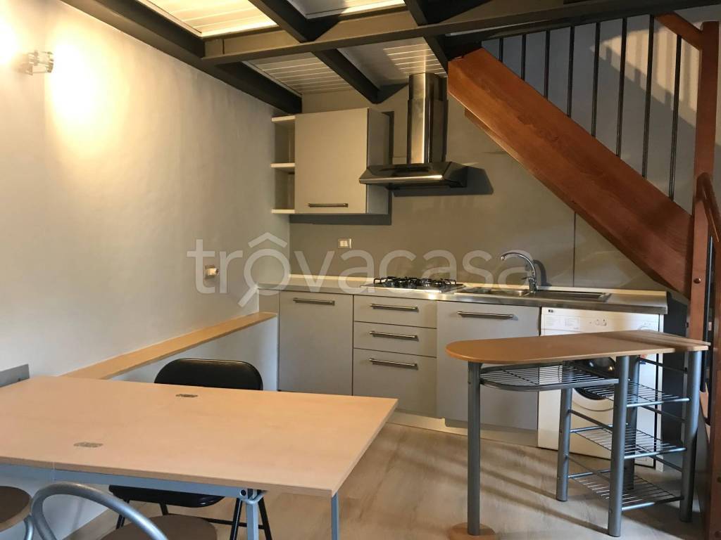 appartamento in affitto a Verbania in zona Intra