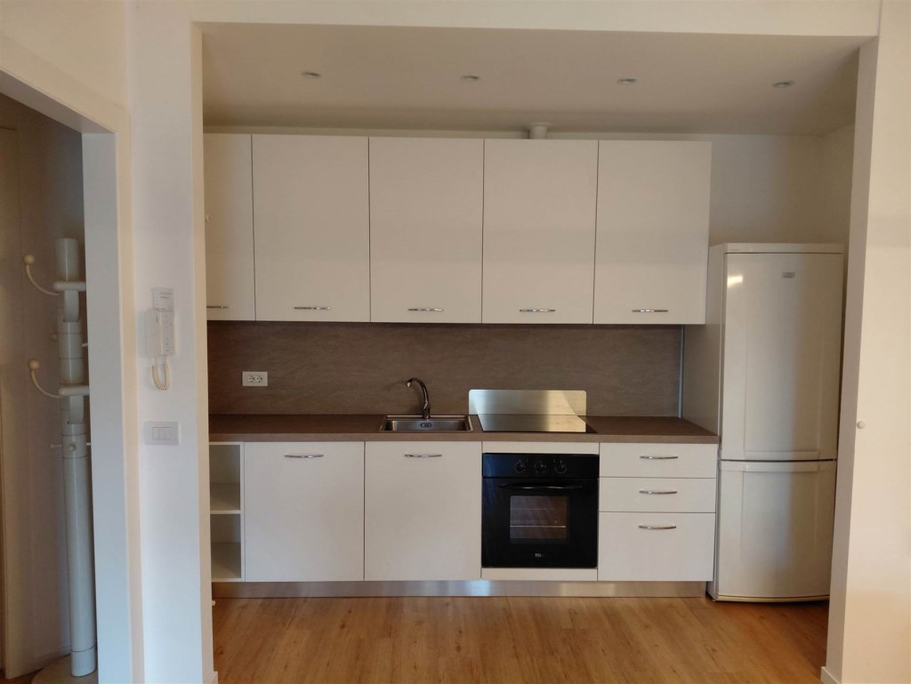 appartamento in affitto a Verbania in zona Pallanza