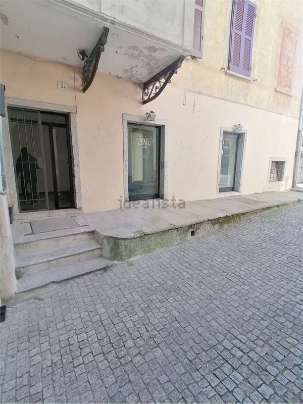 ufficio in affitto a Verbania in zona Intra