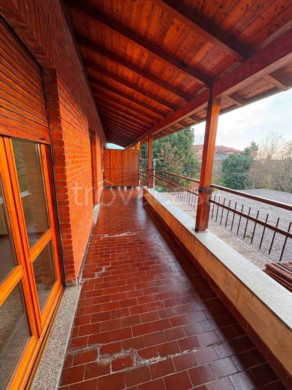 appartamento in affitto a Verbania in zona Intra