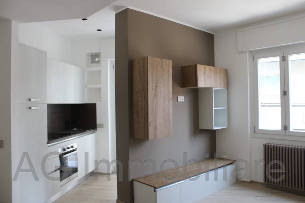 appartamento in affitto a Verbania in zona Intra