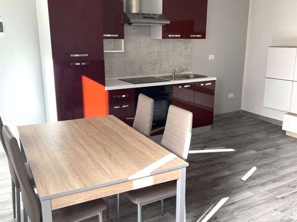 appartamento in affitto a Verbania in zona Unchio