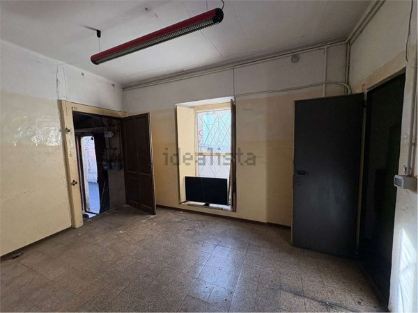 ufficio in affitto a Verbania in zona Suna