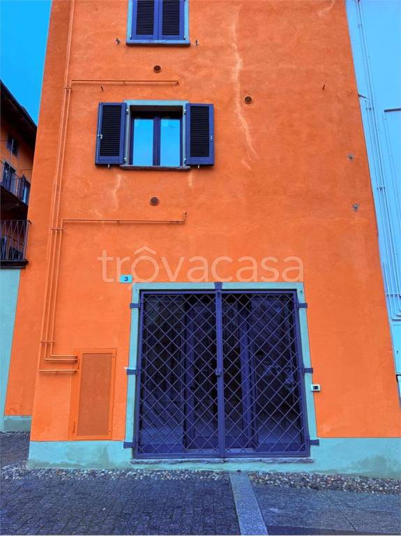 appartamento in affitto a Verbania in zona Intra