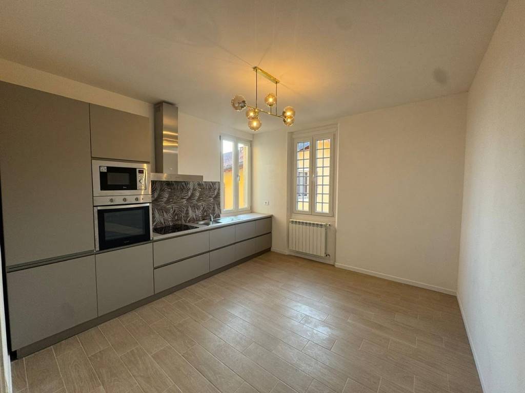 appartamento in affitto a Verbania in zona Intra