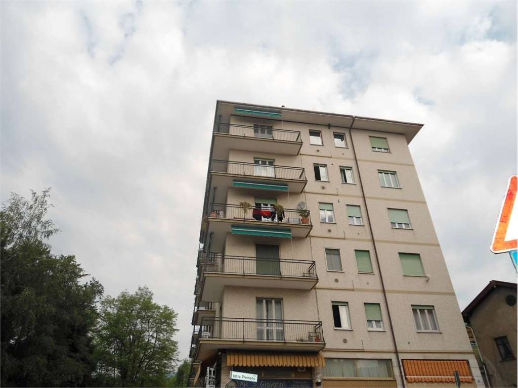 appartamento in affitto a Verbania in zona Intra