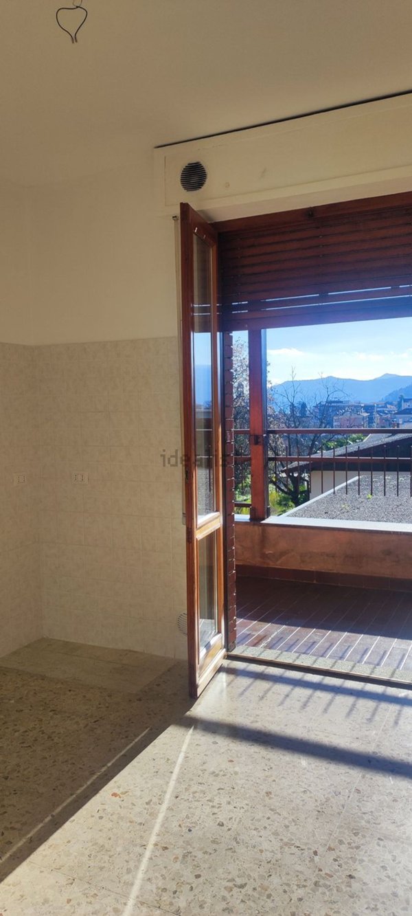 appartamento in affitto a Verbania in zona Intra