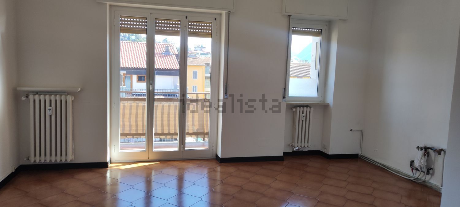 appartamento in affitto a Verbania in zona Intra