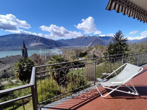 casa indipendente in affitto a Verbania in zona Cavandone