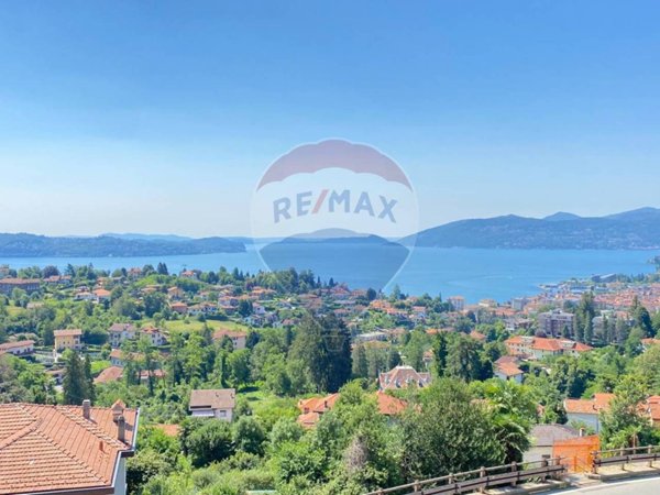 appartamento in affitto a Verbania in zona Zoverallo