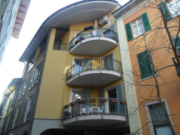 appartamento in affitto a Verbania