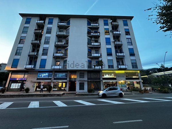 ufficio in affitto a Verbania in zona Intra
