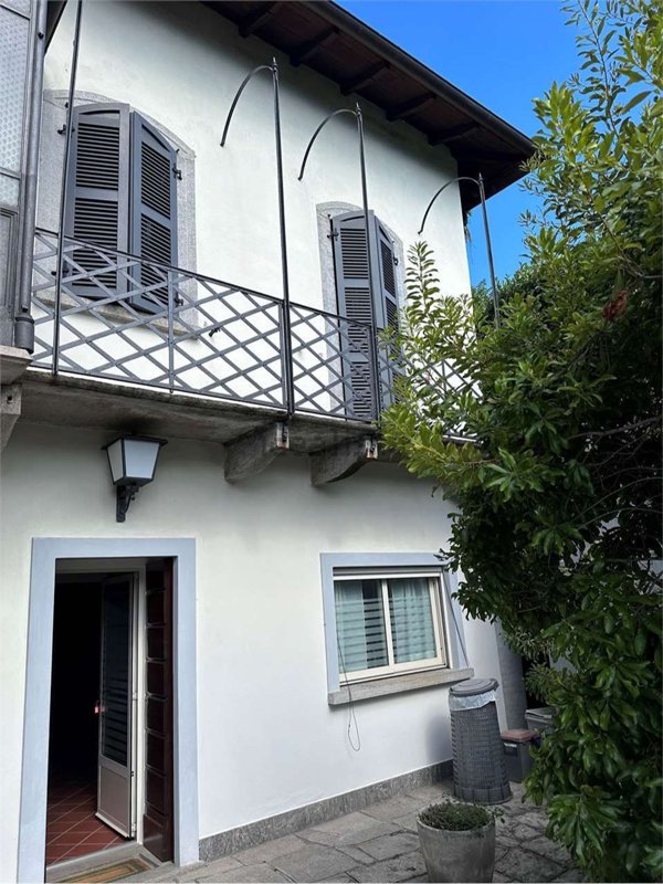 appartamento in affitto a Verbania in zona Antoliva