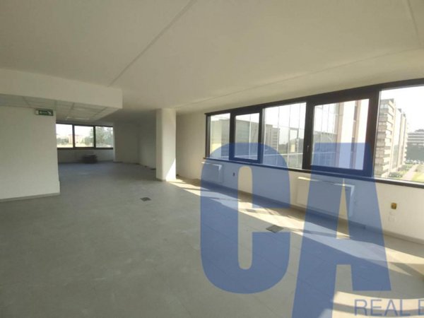 ufficio in affitto ad Agrate Brianza