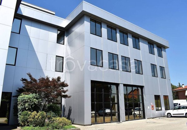 ufficio in affitto ad Agrate Brianza