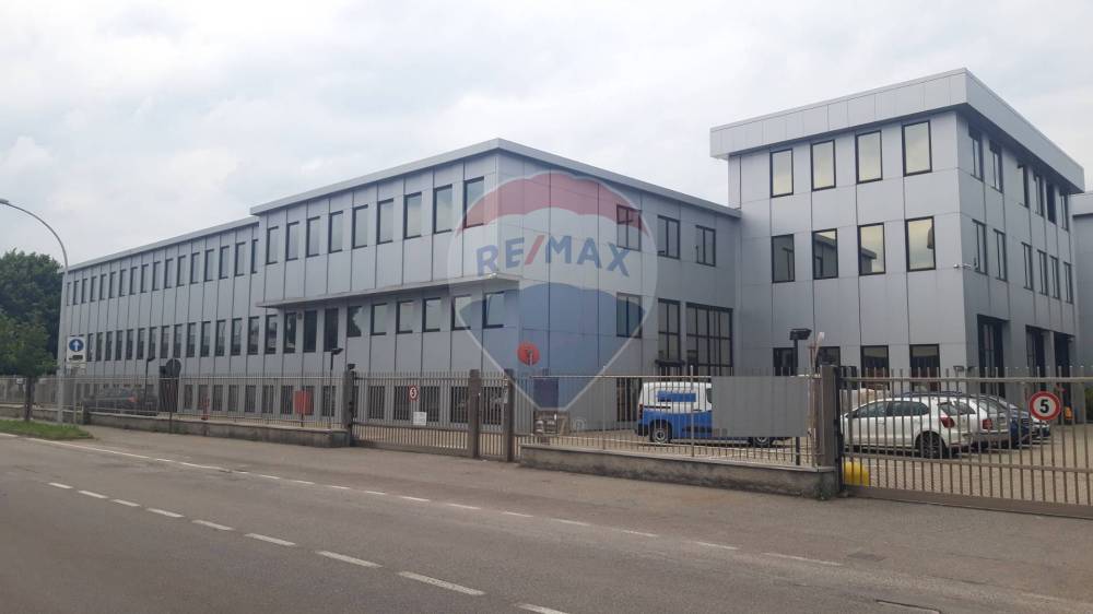 ufficio in affitto ad Agrate Brianza