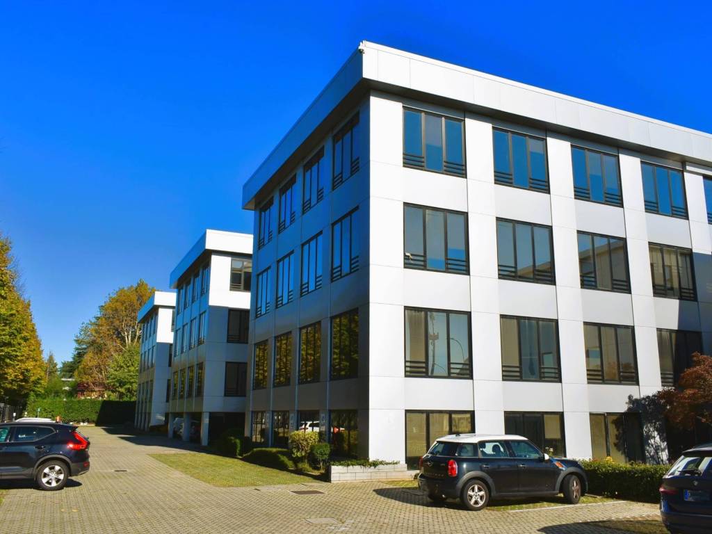 ufficio in affitto ad Agrate Brianza