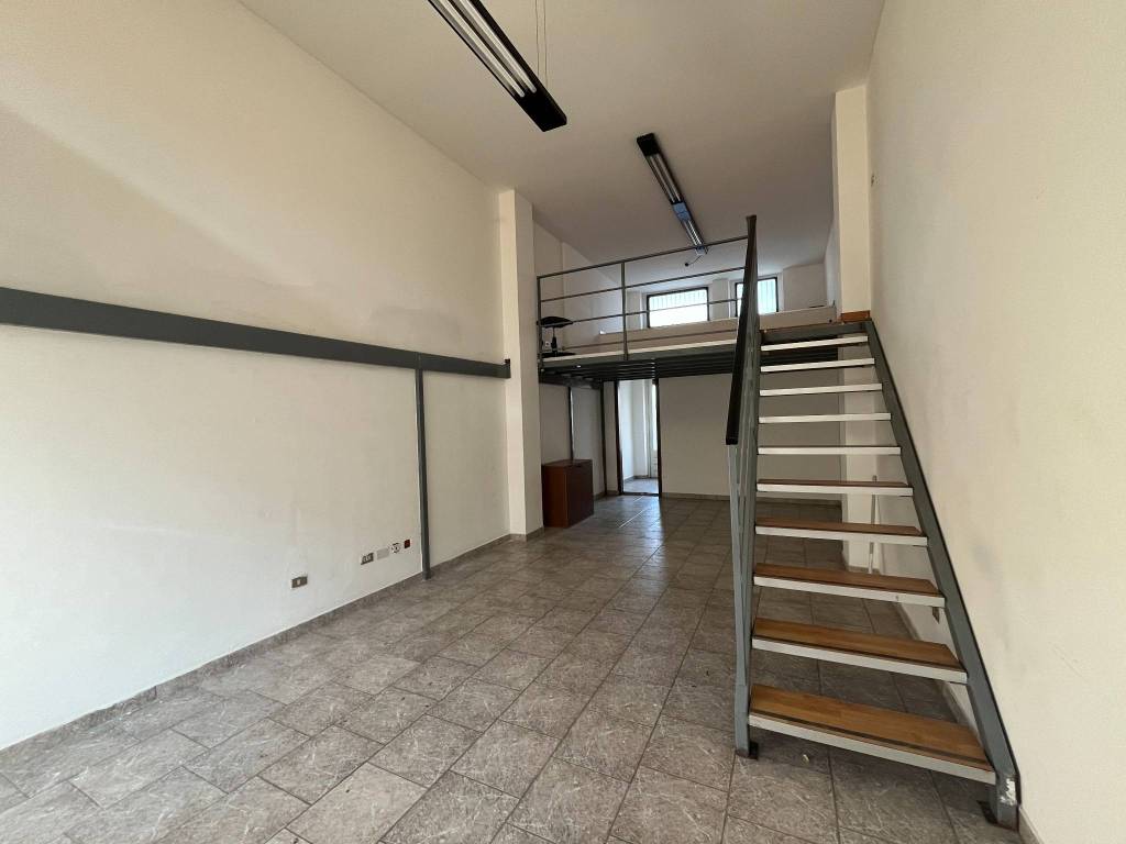 monolocale in affitto ad Agrate Brianza