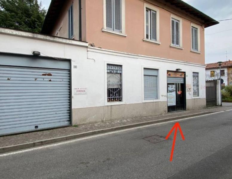 negozio in affitto ad Agrate Brianza