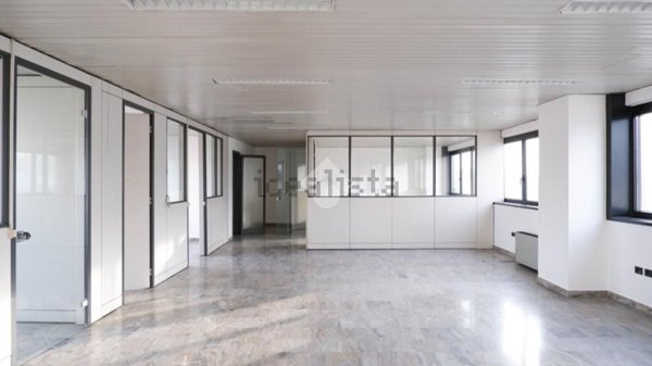 ufficio in affitto ad Agrate Brianza