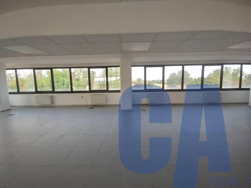 ufficio in affitto ad Agrate Brianza