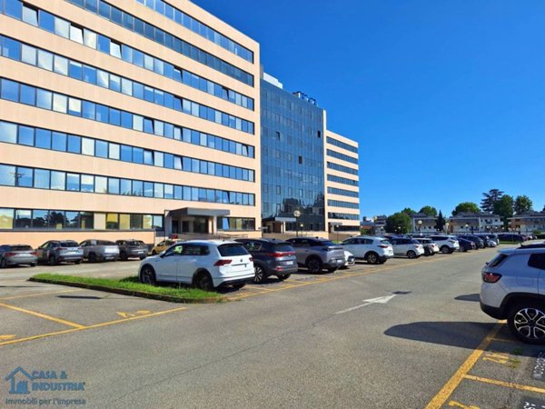 ufficio in affitto ad Agrate Brianza