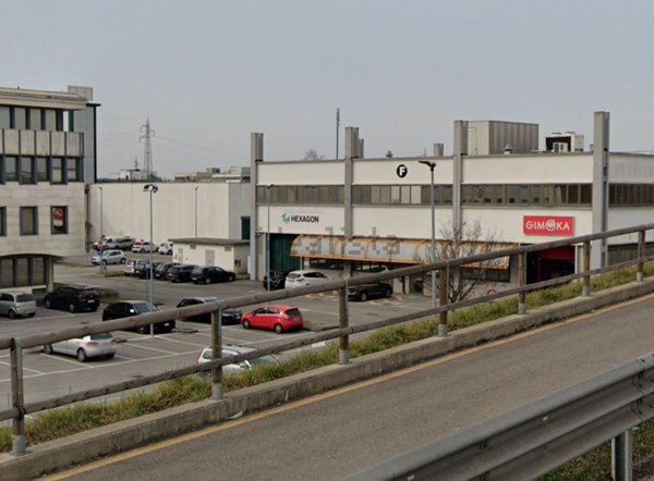 capannone in affitto ad Agrate Brianza