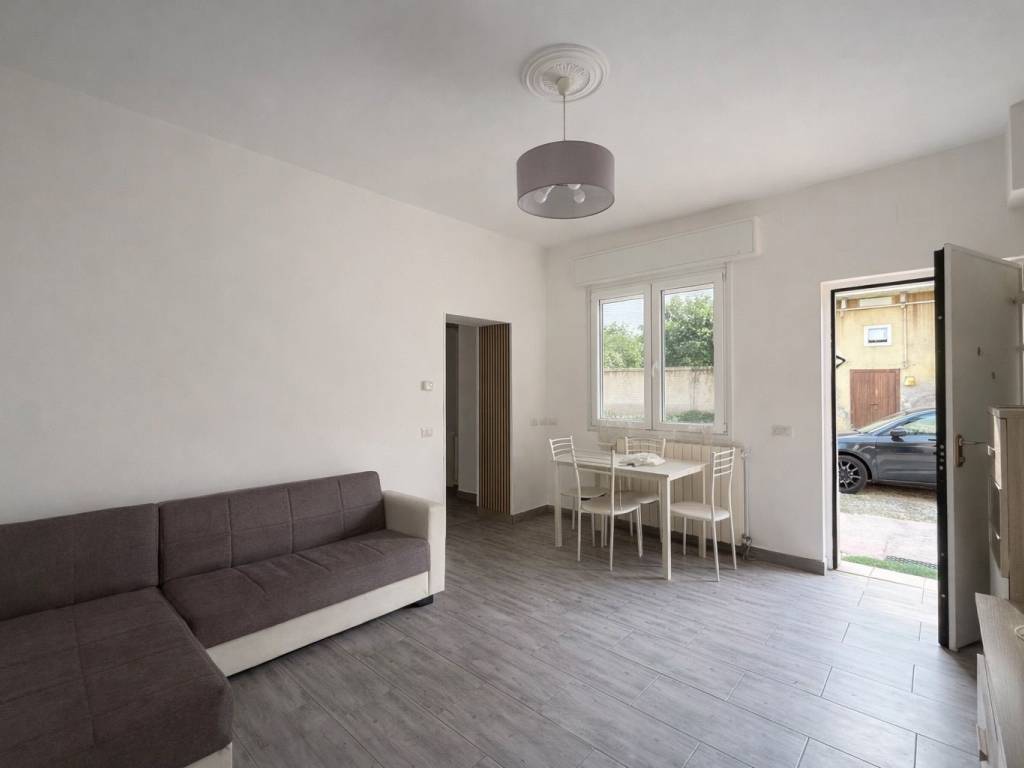 appartamento in affitto ad Agrate Brianza in zona Omate