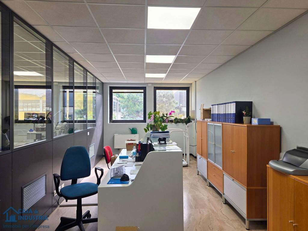 ufficio in affitto ad Agrate Brianza