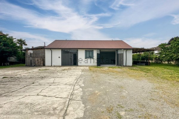 locale di sgombero in affitto ad Agrate Brianza