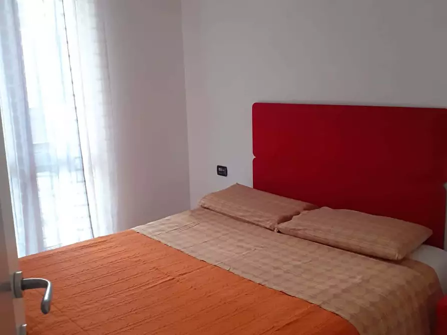 appartamento in affitto ad Agrate Brianza in zona Omate