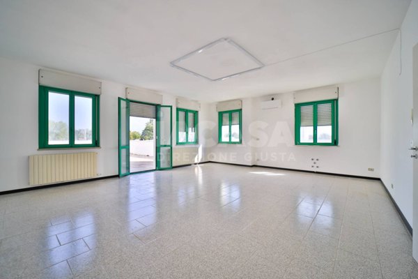 appartamento in affitto ad Agrate Brianza in zona Omate