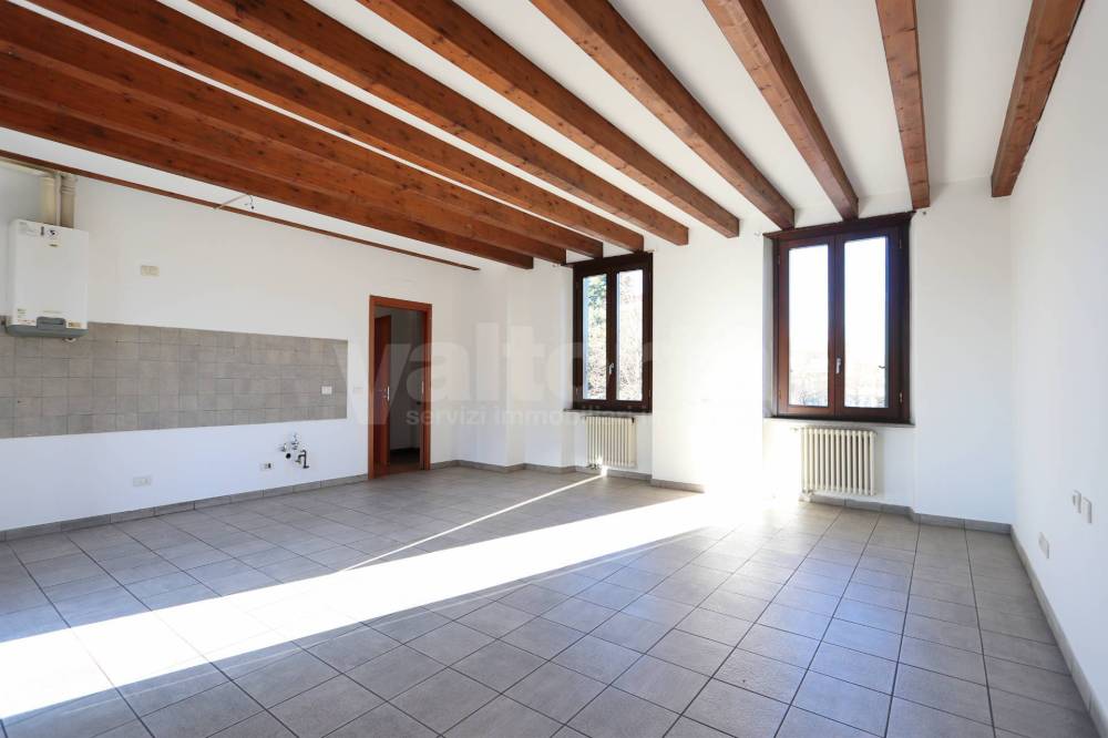 appartamento in affitto ad Albiate