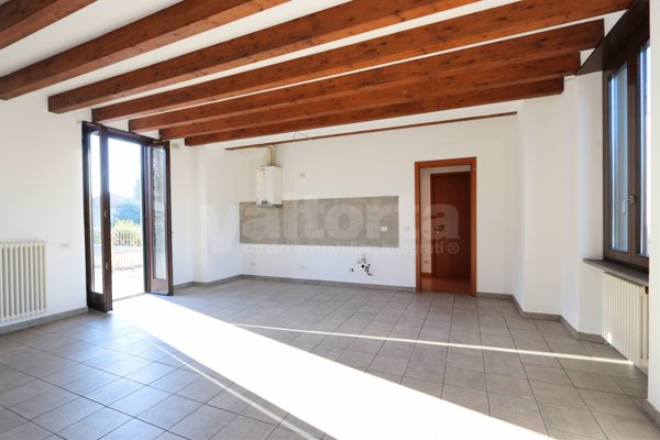 appartamento in affitto ad Albiate