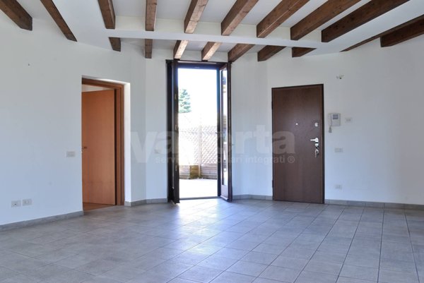 appartamento in affitto ad Albiate