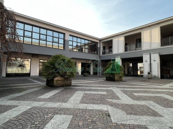 appartamento in affitto ad Arcore