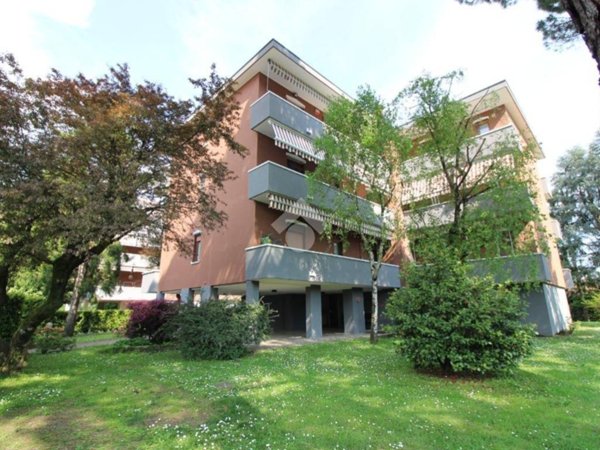 appartamento in affitto ad Arcore