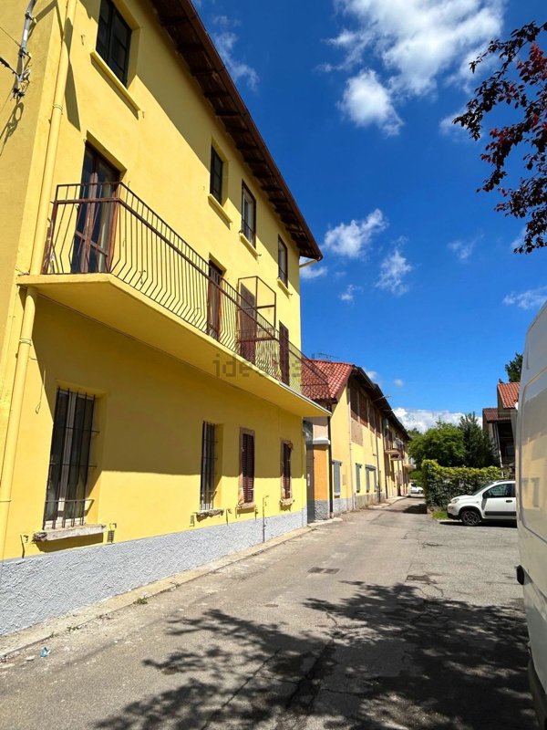 appartamento in affitto ad Arcore