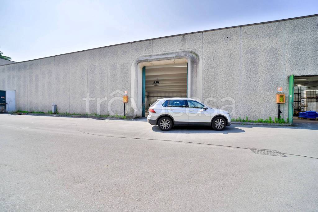 appartamento in affitto ad Arcore