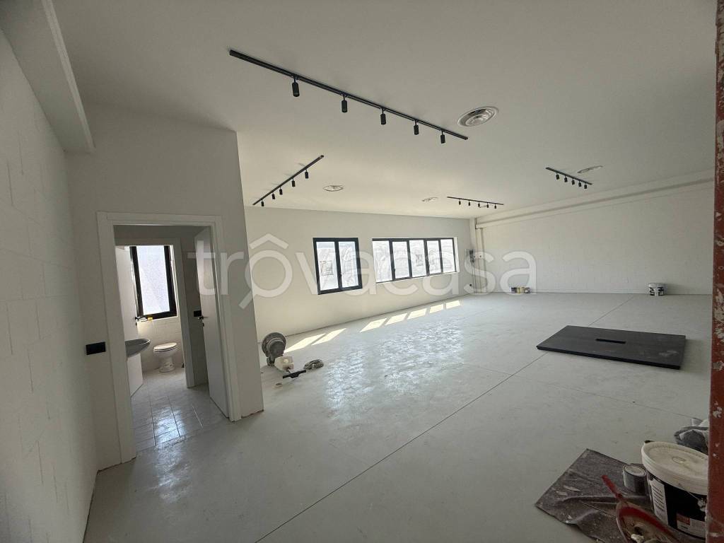 ufficio in affitto ad Arcore