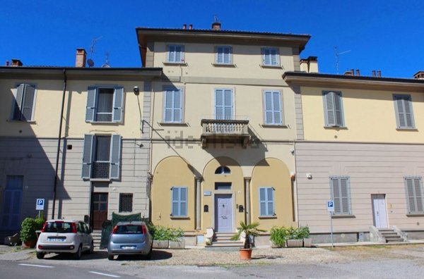 appartamento in affitto ad Arcore