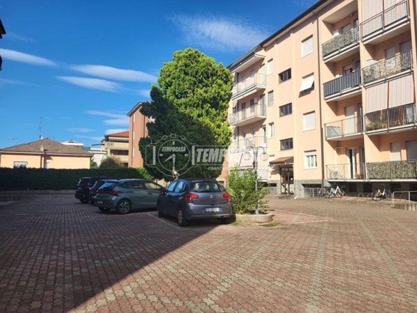 appartamento in affitto ad Arcore