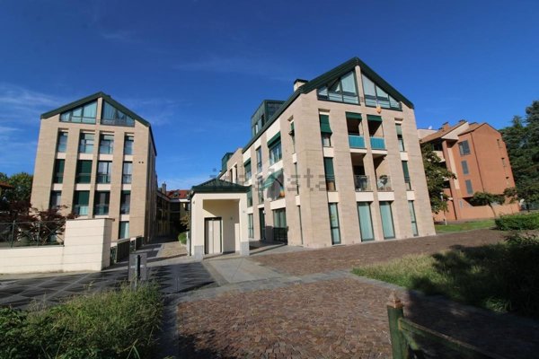 appartamento in affitto ad Arcore