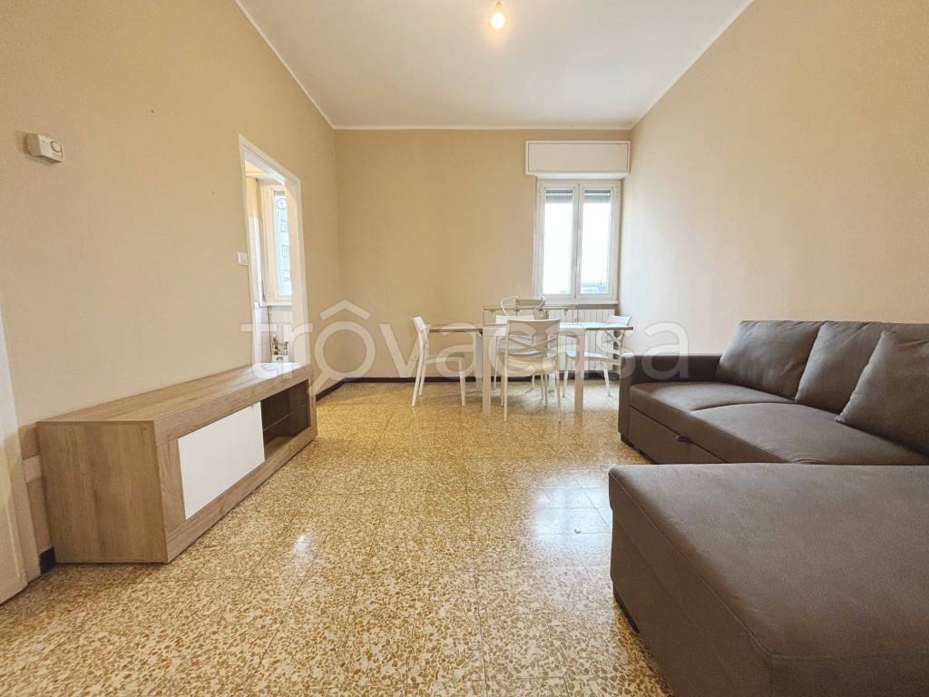 appartamento in affitto ad Arcore