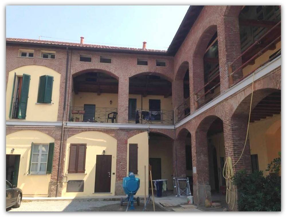 appartamento in affitto ad Arcore