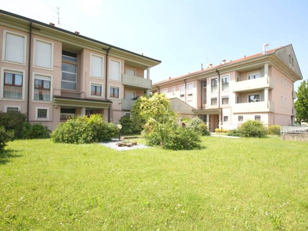 appartamento in affitto ad Arcore