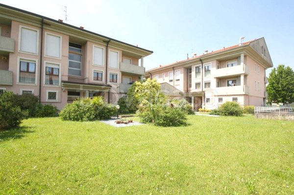 appartamento in affitto ad Arcore